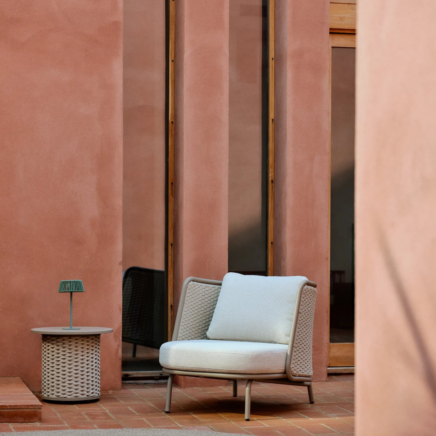 Outdoor-Sessel Sedalis aus Aluminium und taupefarbenem Seil von Kave Home – Produktbild 6