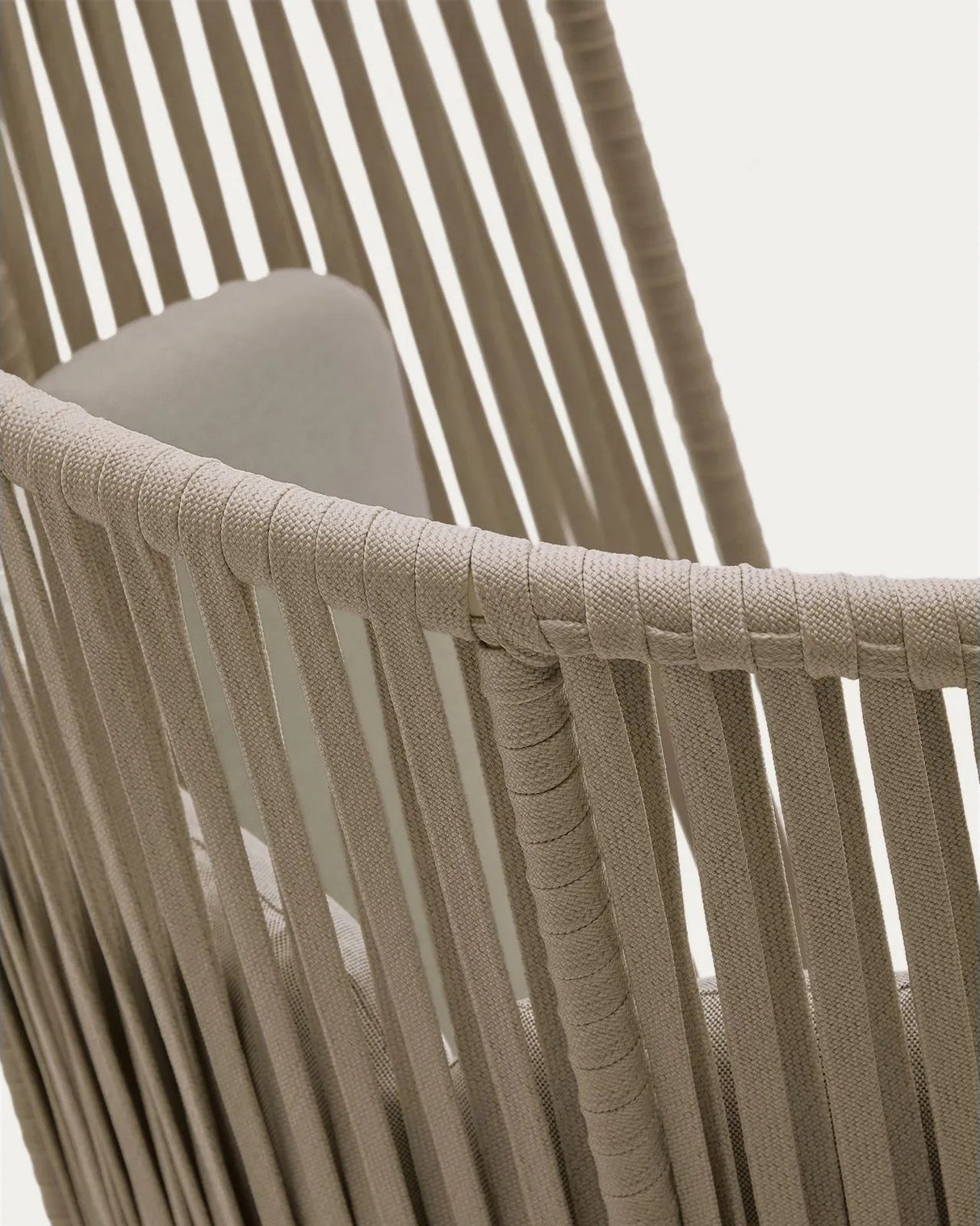 Outdoor-Sessel mit hoher Rückenlehne Saconca aus Seil und beige verzinktem Stahl von Kave Home – Bild 8
