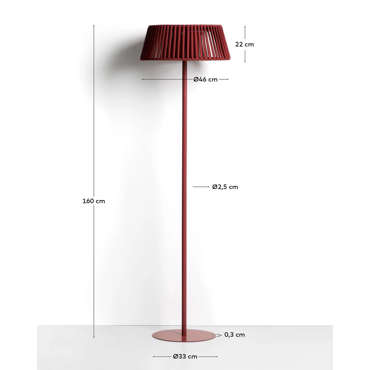 Outdoor-Solar-Stehlampe Aldet aus flachem Seil mit terrakottafarbenem Metallfuß, Ø 46 cm von Kave Home – Bild 4