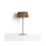 Outdoor-Solar-Tischlampe Aldet aus flachem Seil mit beigem Metallfuß von Kave Home – Bild 1