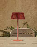 Outdoor-Solar-Tischlampe Aldet aus flachem Seil mit terrakottafarbenem Metallfuß von Kave Home – Bild 2