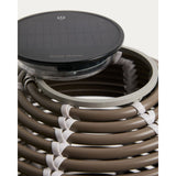 Outdoor-Solar-Tischlampe Garoina aus synthetischem Rattan in Taupe mit LED-Technologie, Ø 25 cm von Kave Home – Bild 9