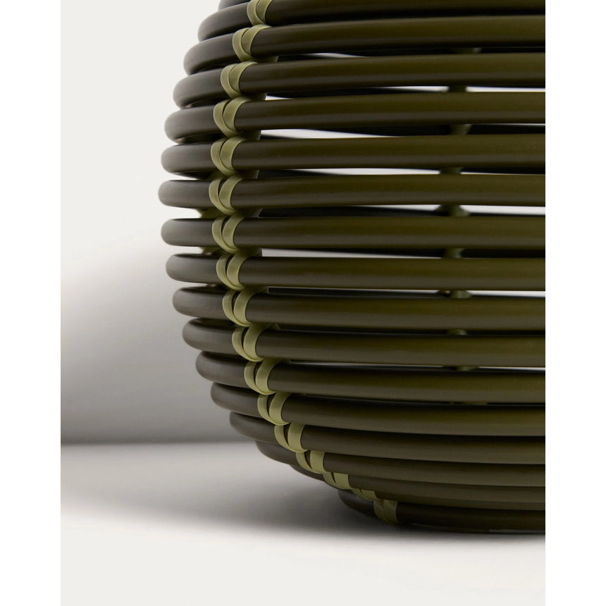 Outdoor-Solar-Tischlampe Garoina aus synthetischem Rattan mit LED-Technologie, Ø 25 cm von Kave Home – Bild 9