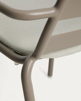 Outdoor-Stuhl Joncols aus Aluminium mit taupefarbener Lackierung von Kave Home – Bild 8