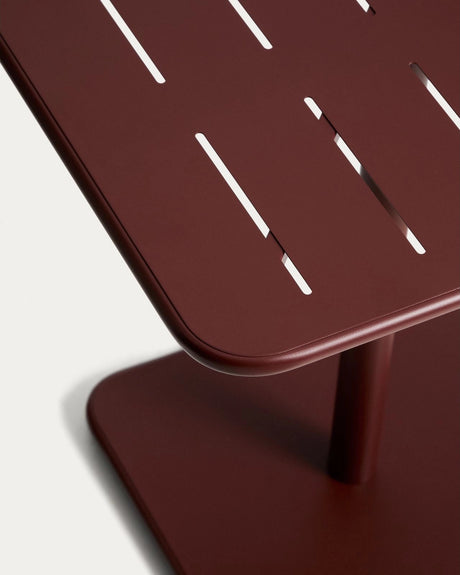 Outdoor-Tisch Brai aus granatrot verzinktem Stahl, 70 x 70 cm von Kave Home – Bild 5