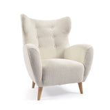 Patio Sessel mit Bouclé-Polsterung in Weiß und Beinen aus massivem Buchenholz natur FSC Mix Credit von Kave Home – Bild 1