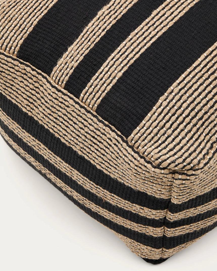 Pouf Aylin aus Baumwolle mit Jutestickerei in Beige und Schwarz 60 x 60 cm von Kave Home – Produktbild 5
