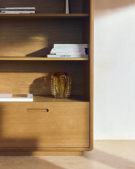 Regal Arelida aus Furnier sowie Massivholz aus Eiche mit hellbraunem Finish 90 x 185 cm von Kave Home – Bild 3