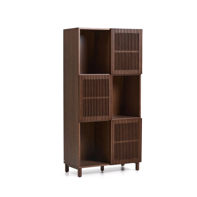 Regal Beyla aus Furnier und Massivholz aus Esche mit nussbaumfarbenem Finish 84,5 x 170 cm FSC 100% von Kave Home – Bild 1