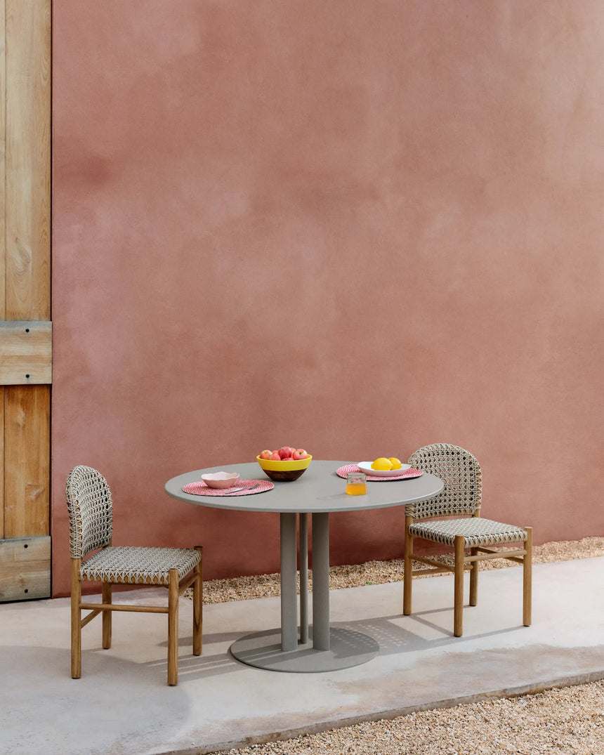 Runder Outdoor-Tisch Sedalis aus Stahl mit taupefarbener Tischplatte aus Aluminium Ø80 cm von Kave Home – Produktbild 5