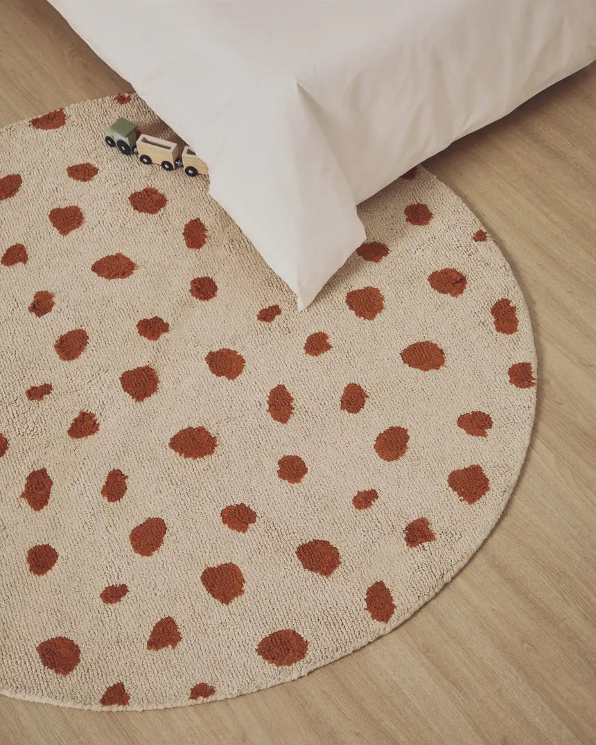 Runder beigefarbener Baumwollteppich Tandani mit Gepardendesign in Orange, Ø 100 cm von Kave Home – Bild 2