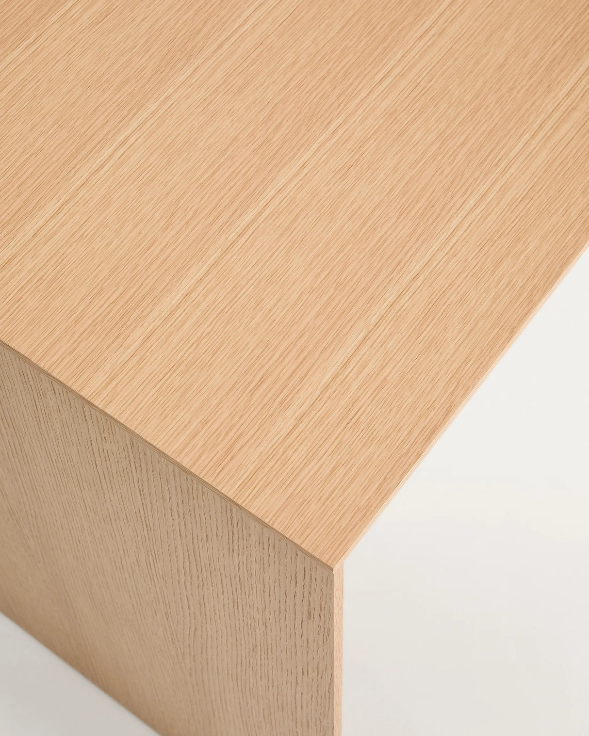 Schreibtisch Litto in Eichenfurnier 140 x 60 cm von Kave Home – Produktbild 7