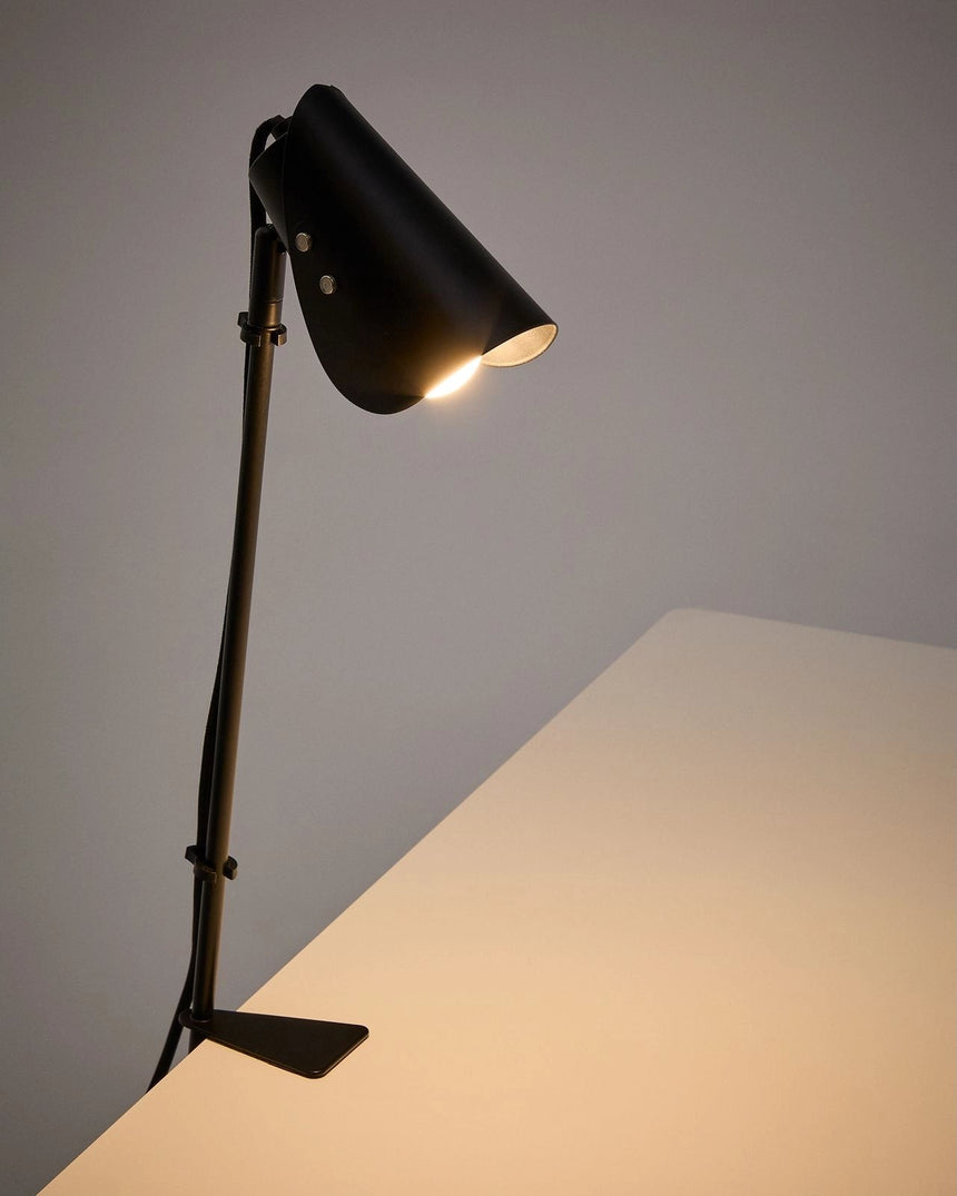 Schreibtischlampe mit Klemme Jula aus Metall von Kave Home – Bild 5