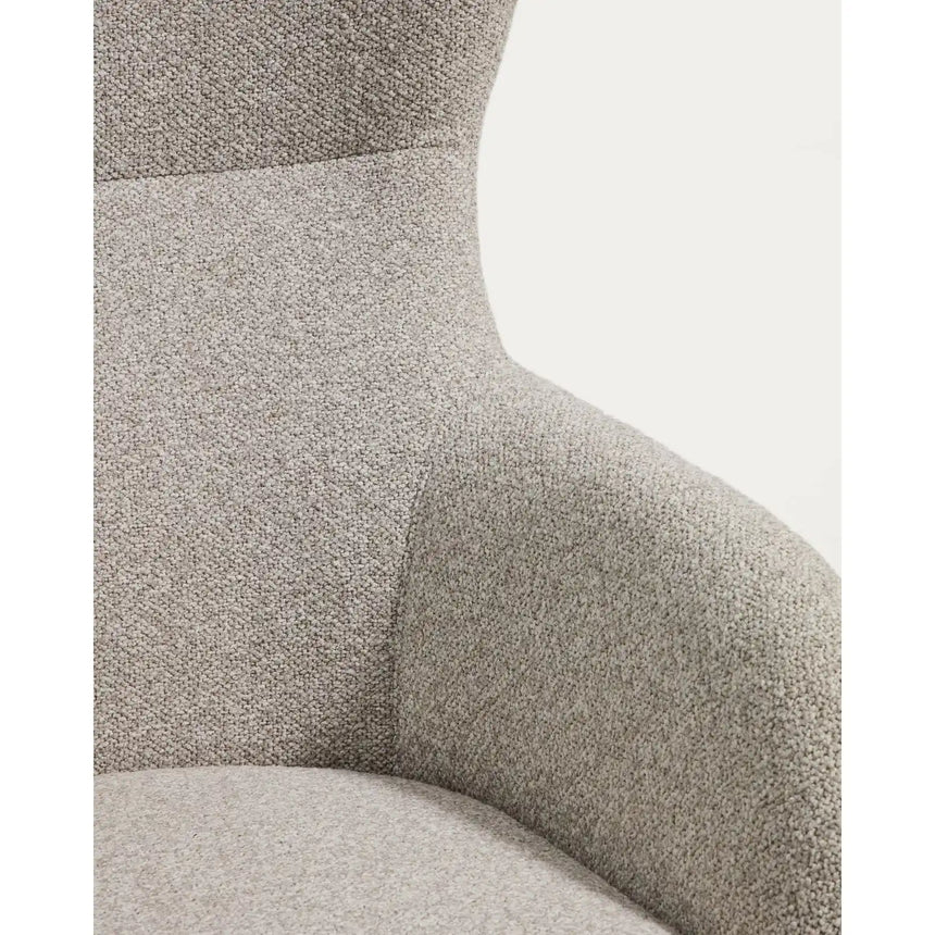 Sessel Adiran mit dicker Chenille und Beinen aus massivem Eichenholz von Kave Home – Bild 10