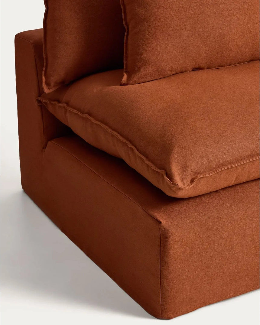 Sessel Anarela mit abnehmbarem Bezug aus 100 % Leinen in Terrakotta, 90 cm, FSC Mix Credit von Kave Home – Bild 4