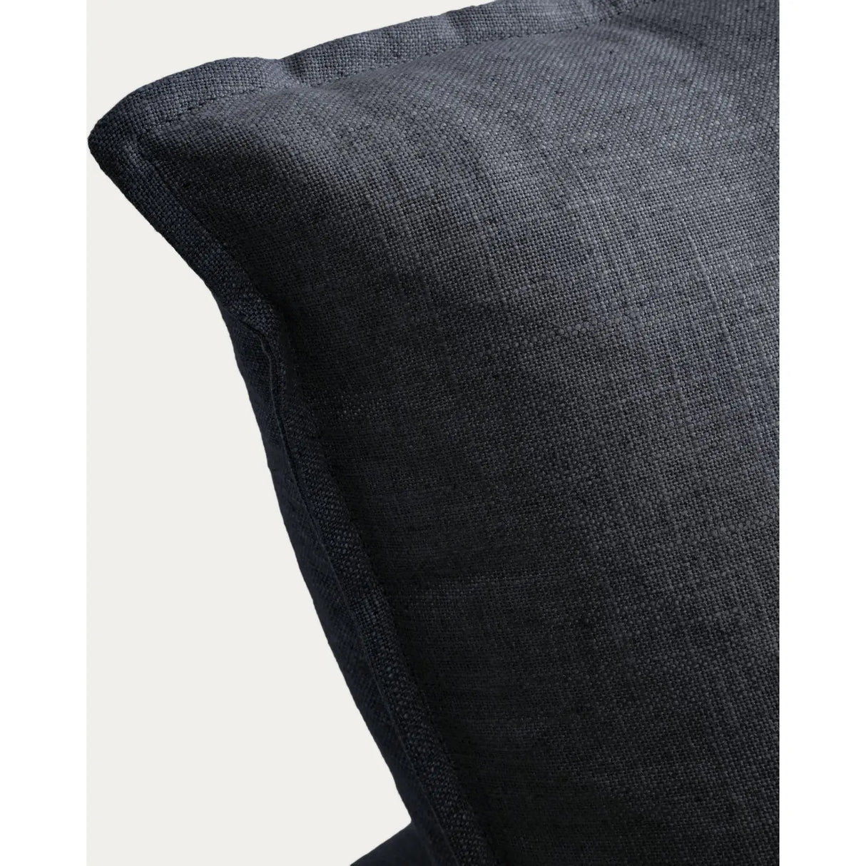 Sessel Anarela mit abnehmbarem Bezug aus Leinen und Viskose in Dunkelgrau, 110 cm, FSC Mix Credit von Kave Home – Bild 7