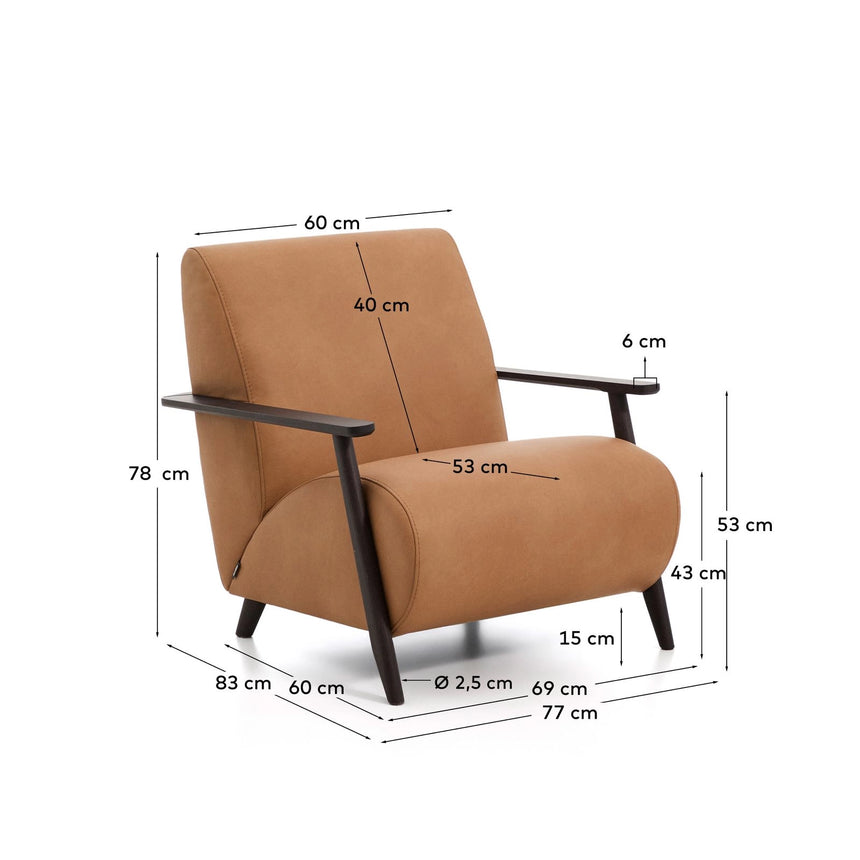 Sessel Meghan in braunem Leder mit massivem Eschenholz mit wengefarbenem Finish, FSC Mix Credit von Kave Home – Produktbild 4
