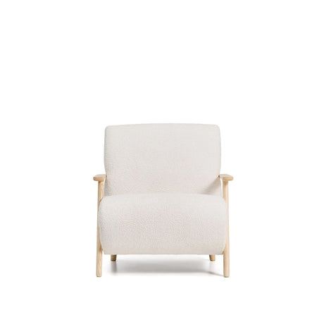 Sessel Meghan in ecrufarbenem, schwer entflammbarem Lammfellimitat mit massivem Eschenholz mit naturfarbenem Finish, FSC Mix Credit von Kave Home – Produktbild 5