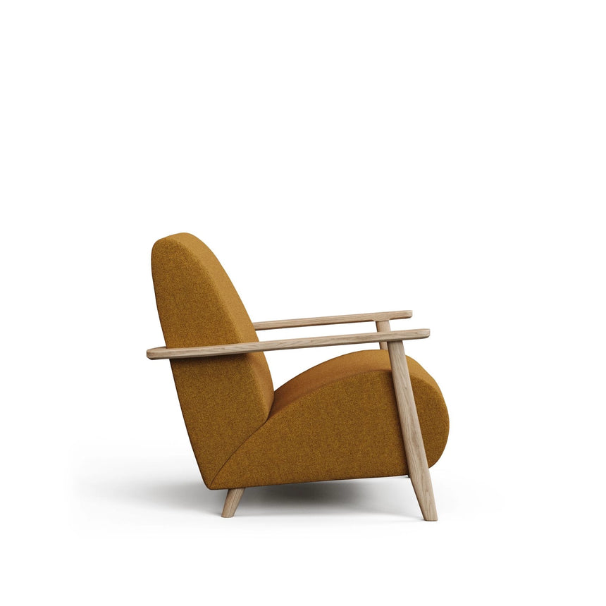 Sessel Meghan in schwer entflammbarem Lammfellimitat in Senfgelb mit massivem Eschenholz mit Natur-Finish, FSC Mix Credit von Kave Home – Produktbild 4