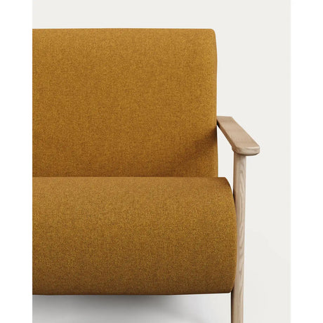 Sessel Meghan in schwer entflammbarem Lammfellimitat in Senfgelb mit massivem Eschenholz mit Natur-Finish, FSC Mix Credit von Kave Home – Produktbild 8