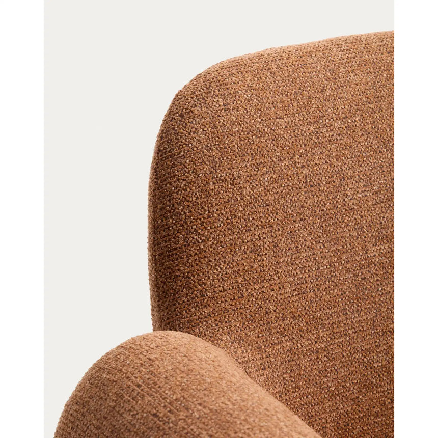 Sessel Melvia mit terrakottafarbener Chenille von Kave Home – Bild 10