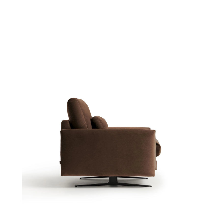 Sessel Veliro mit schokobraunem Samt und Stahlbeinen mit schwarzem Finish FSC Mix Credit von Kave Home – Bild 5
