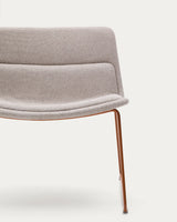 Sessel Zahara in Beige mit Stahlbeinen und Terrakotta-Finish FSC 100% von Kave Home – Produktbild 1