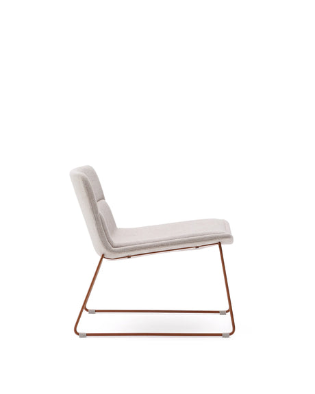 Sessel Zahara in Beige mit Stahlbeinen und Terrakotta-Finish FSC 100% von Kave Home – Produktbild 10