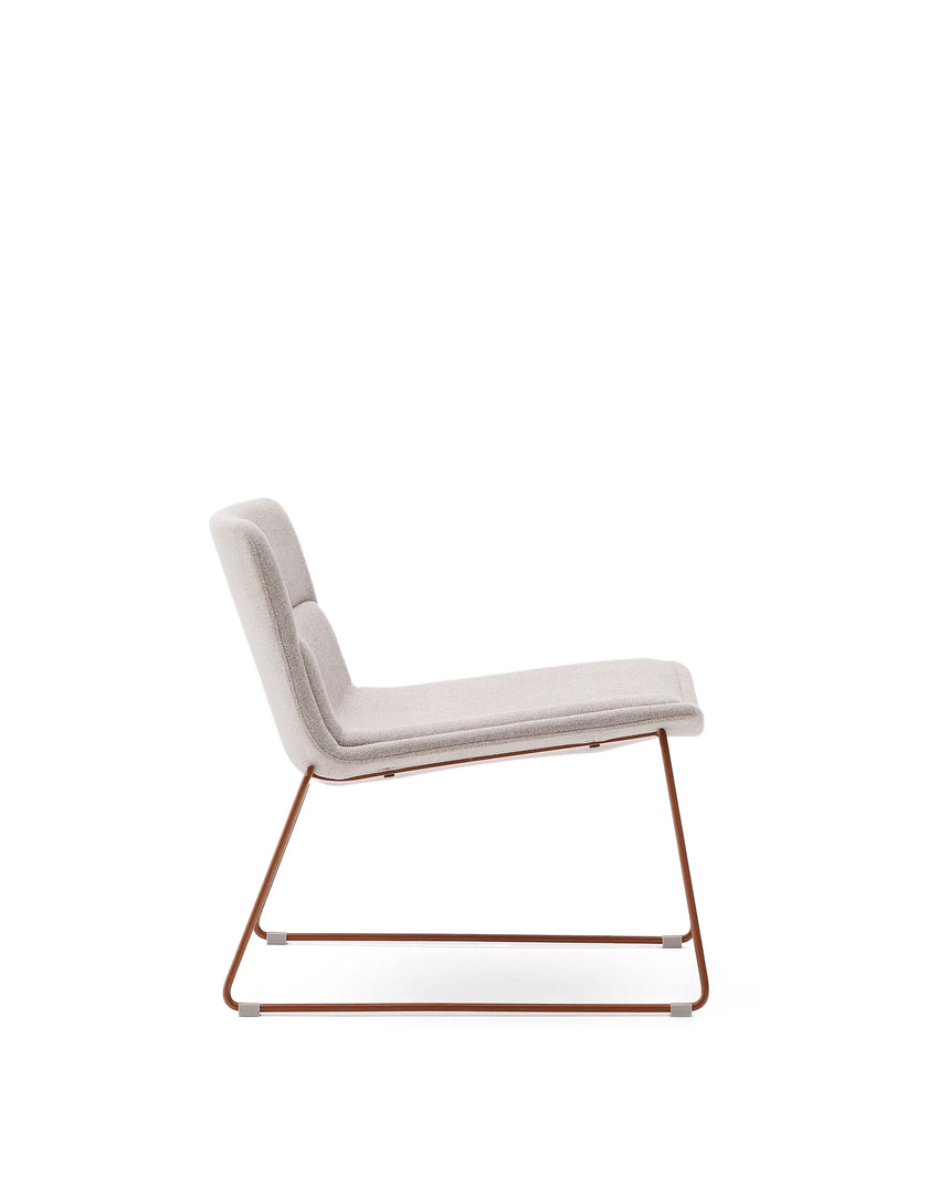 Sessel Zahara in Beige mit Stahlbeinen und Terrakotta-Finish FSC 100% von Kave Home – Produktbild 10