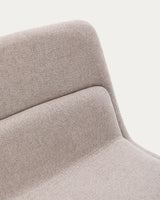 Sessel Zahara in Beige mit Stahlbeinen und Terrakotta-Finish FSC 100% von Kave Home – Produktbild 4