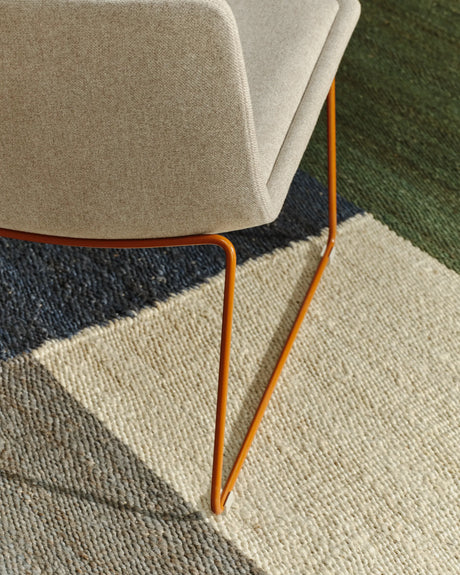 Sessel Zahara in Beige mit Stahlbeinen und Terrakotta-Finish FSC 100% von Kave Home – Produktbild 8