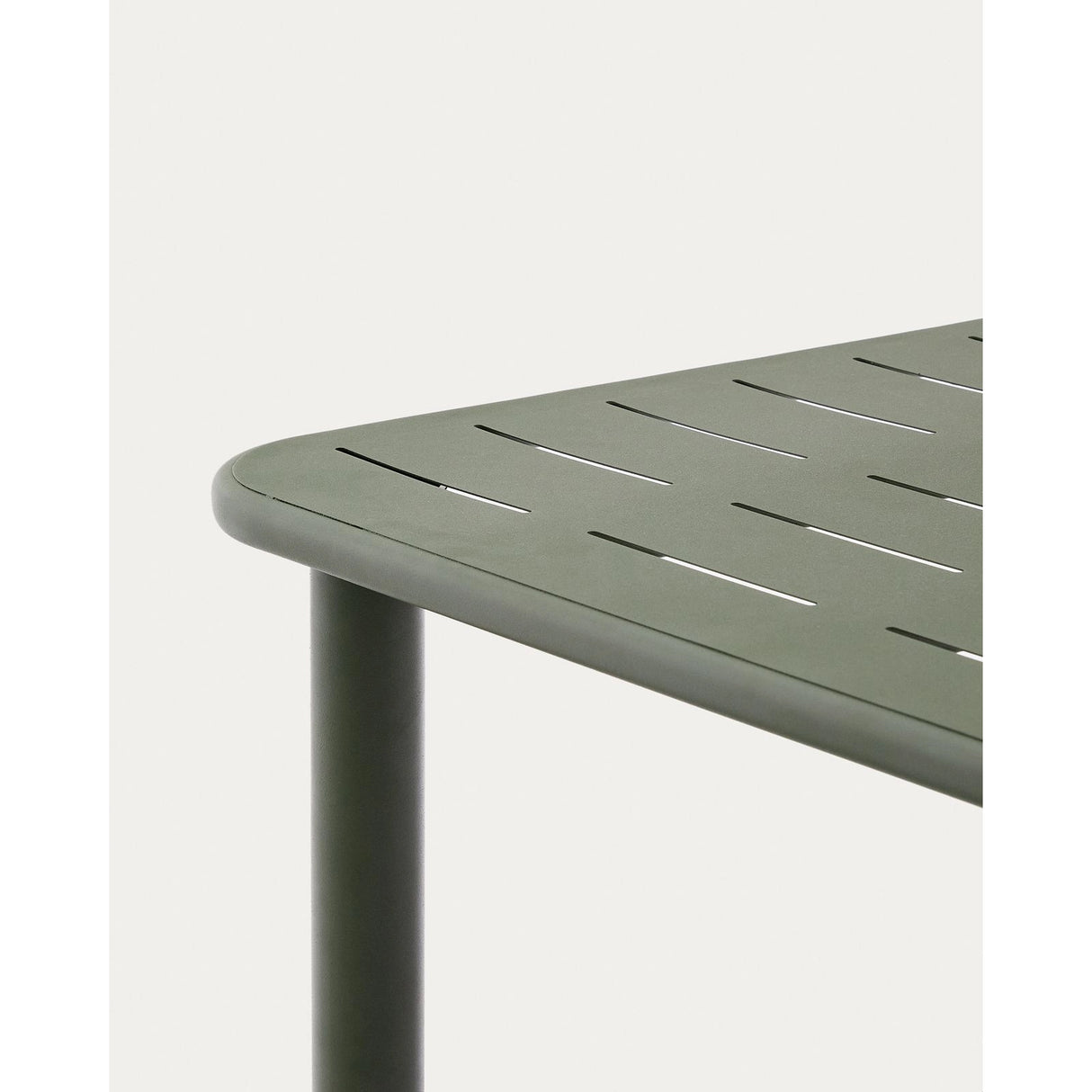 Set Brai mit Tisch und 4 Stapelstühlen aus verzinktem grünem Stahl, 180 x 90 cm von Kave Home – Bild 5