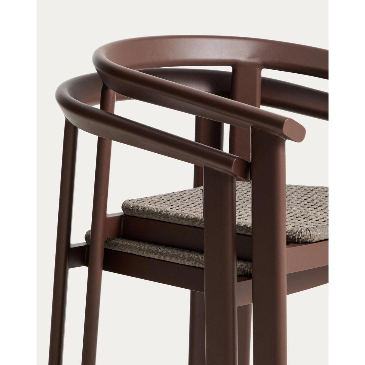 Set Erice mit 6 Stapelstühlen aus Aluminium und Seil und einem Tisch aus Aluminium und gehärtetem Glas in Braun, 230 x 100 cm von Kave Home – Bild 2