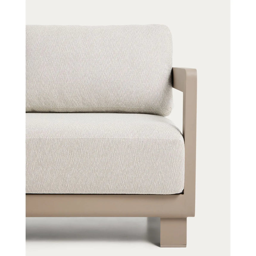 Set Nerano mit 3-Sitzer Sofa und Couchtisch aus Aluminium in Taupe von Kave Home – Bild 7