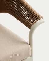 Set Zuara, bestehend aus einem 3-Sitzer-Sofa, zwei Sesseln sowie einem Outdoor-Tisch aus ecrufarbenem Aluminium und braunem Synthetikseil von Kave Home – Bild 2