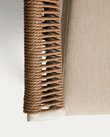 Set Zuara, bestehend aus einem 3-Sitzer-Sofa, zwei Sesseln sowie einem Outdoor-Tisch aus ecrufarbenem Aluminium und braunem Synthetikseil von Kave Home – Bild 5