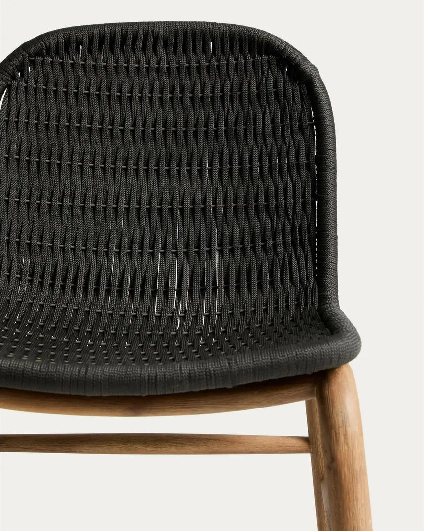 Set mit Tisch Sori aus massivem Akazienholz und 6 Stühlen Alipa aus massivem Akazienholz und graphitgrauem Seil, 200 x 100 cm FSC 100 % von Kave Home – Bild 4