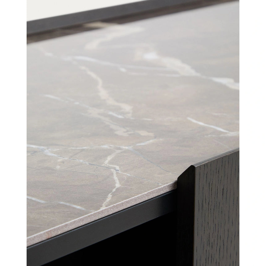Sideboard Nemore mit 4 Türen aus Eichenfurnier und Keramikplatte mit Emperador-Marmor-Effekt, FSC Mix Credit 200 x 45 cm von Kave Home – Bild 10
