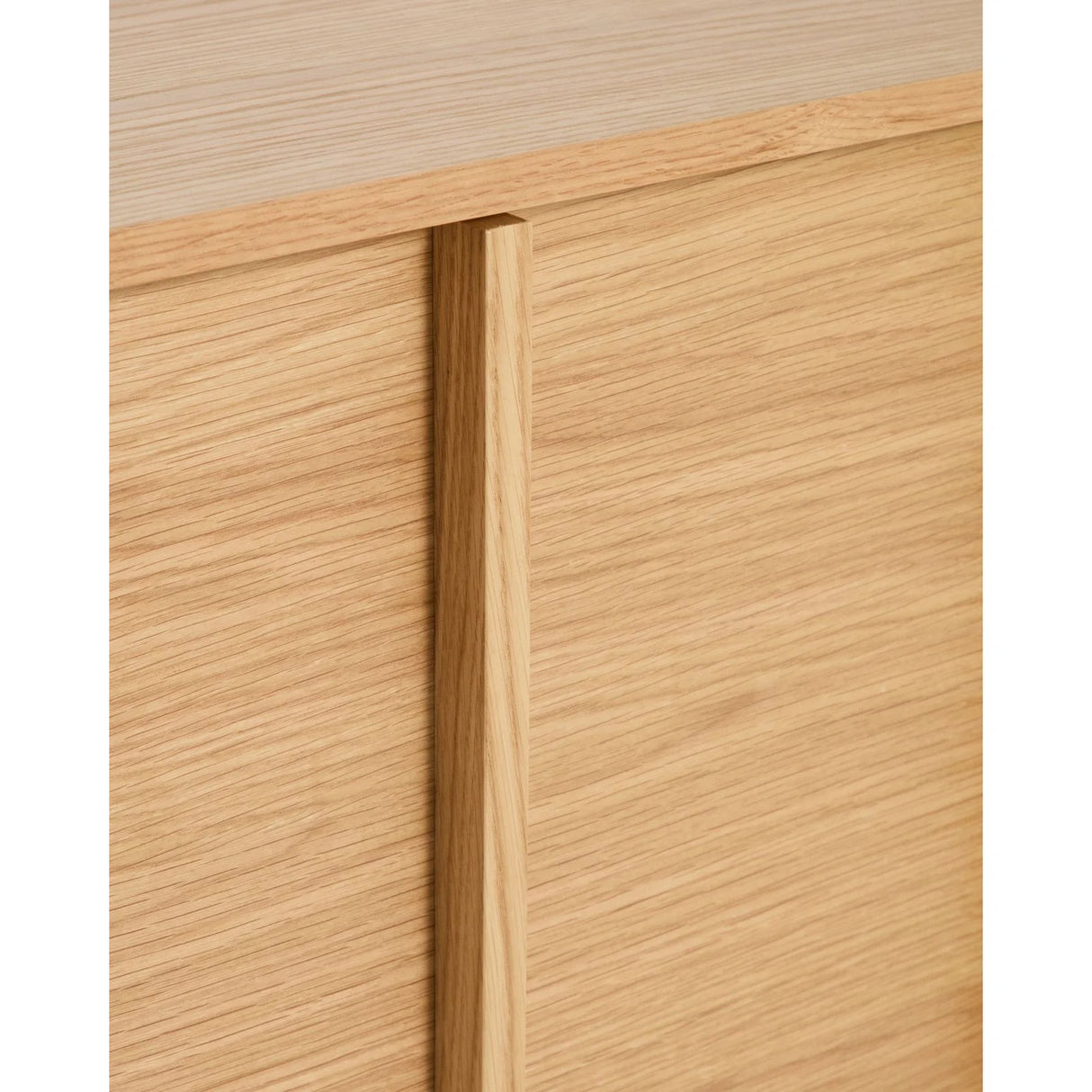 Sideboard Onix aus Eichenfurnier mit Naturton-Finish 100 x 80 cm FSC Mix Credit von Kave Home – Bild 5