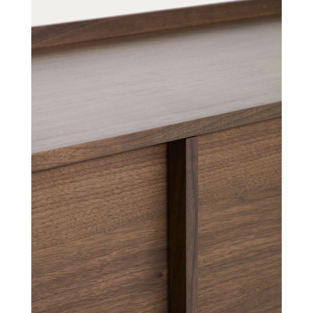 Sideboard Onix aus Walnussfurnier mit dunklem Finish 100 x 80 cm FSC Mix Credit von Kave Home – Bild 5