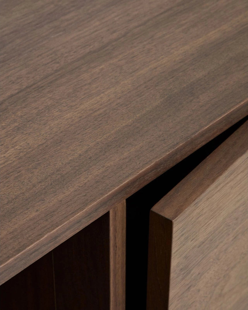 Sideboard Onix aus Walnussfurnier mit dunklem Finish 150 x 80 cm FSC Mix Credit von Kave Home – Bild 8