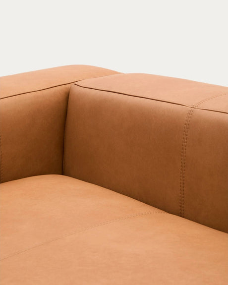 Sofa Blok aus braunem Leder 3-Sitzer 240 cm von Kave Home – Produktbild 8