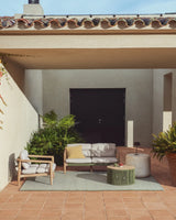 Sofa Menfi aus massivem Akazienholz und grünem Seil, 136 cm von Kave Home – Bild 2