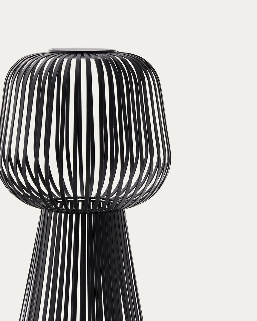 Solar-Stehlampe Reiba aus Metall von Kave Home – Bild 5