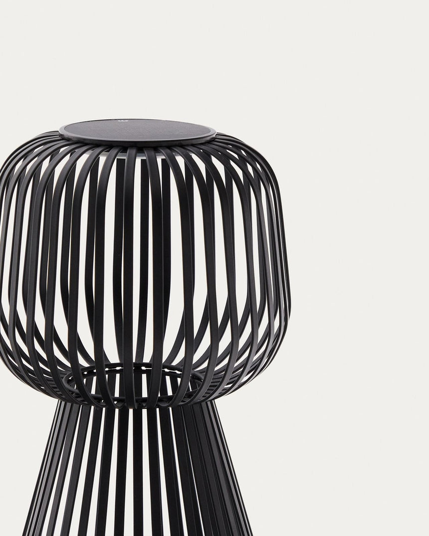 Solar-Tischlampe Reiba aus Metall von Kave Home – Bild 6