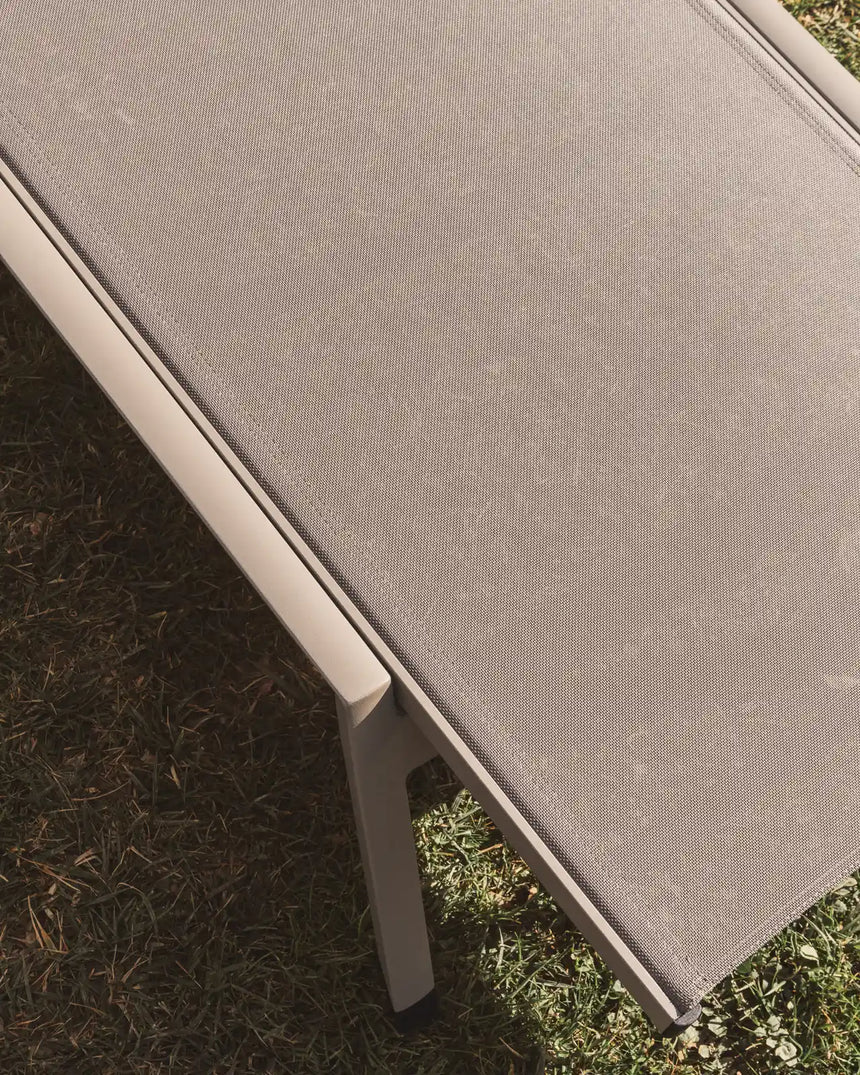 Stapelbare Sonnenliege Capraia aus Aluminium von Kave Home – Bild 4