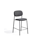 Stapelbarer Hocker Meli mit Chenille und Beinen aus Metall, FSC Mix Credit, 65 cm von Kave Home – Bild 1