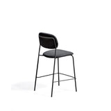 Stapelbarer Hocker Meli mit Chenille und Beinen aus Metall, FSC Mix Credit, 65 cm von Kave Home – Bild 5