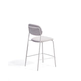 Stapelbarer Hocker Meli mit beiger Chenille und Beinen aus beigem Metall, FSC Mix Credit, 65 cm von Kave Home – Bild 5