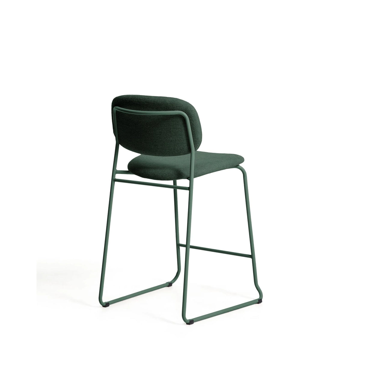 Stapelbarer Hocker Meli mit grüner Chenille und Beinen aus grünem Metall, FSC Mix Credit, 65 cm von Kave Home – Bild 4